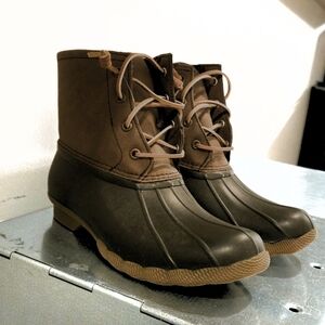 Sperry Womens Two-Tone Duck Boots